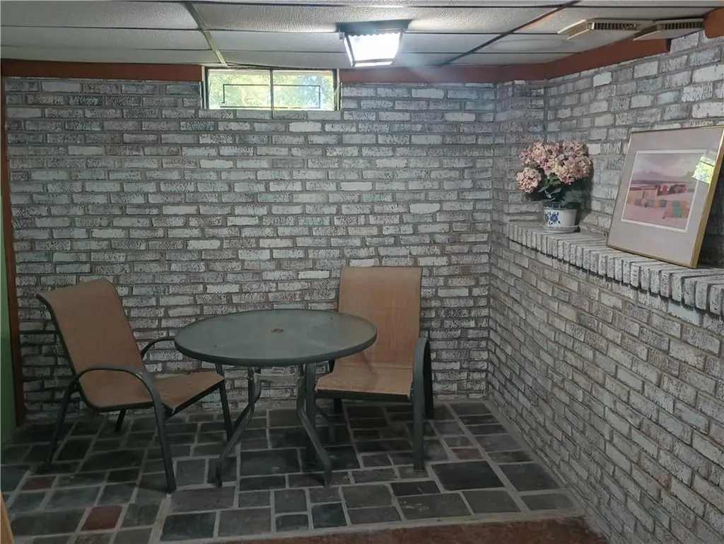 39 Horace Street Providence RI 02909
