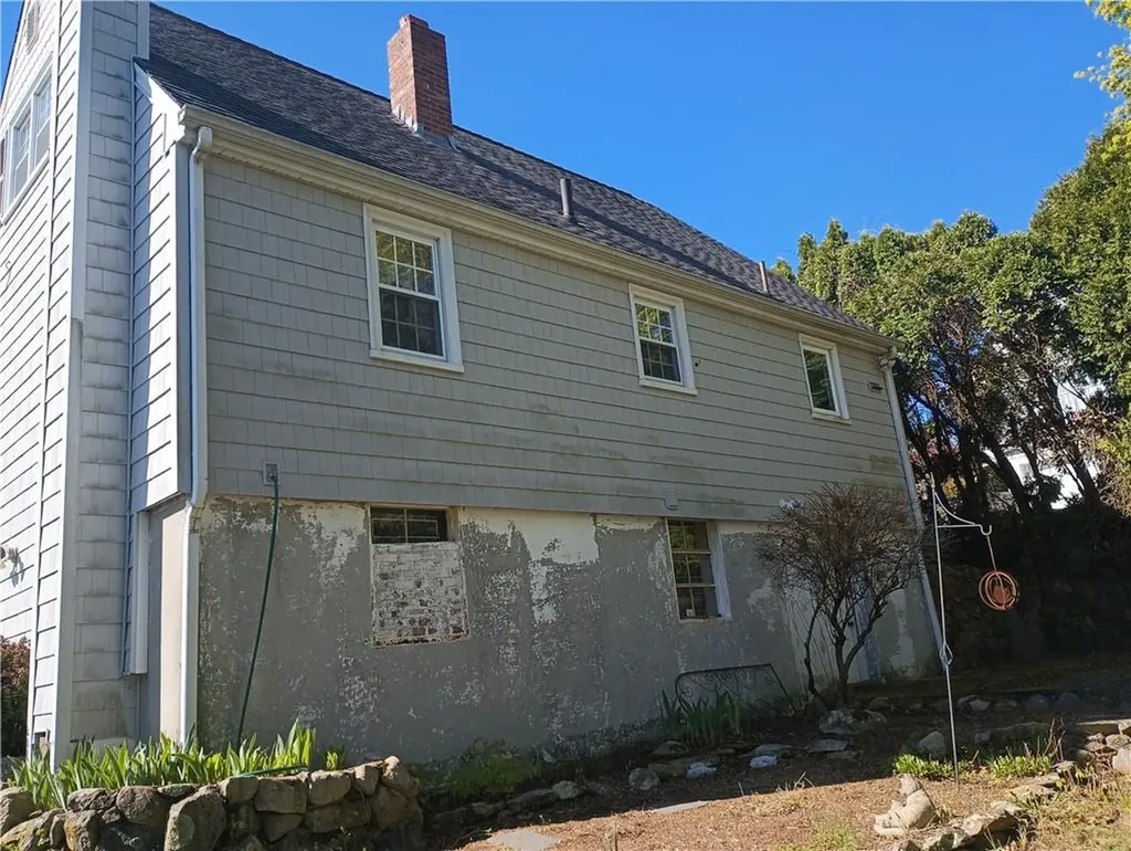 39 Horace Street Providence RI 02909