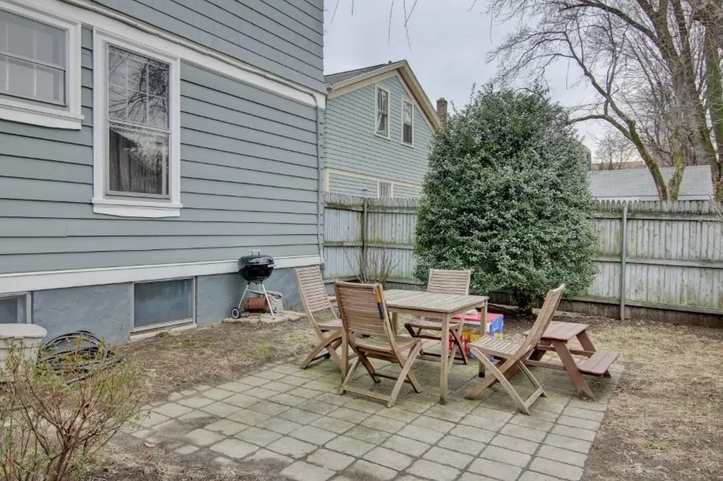 132 134 Eleventh Street Providence RI 02906
