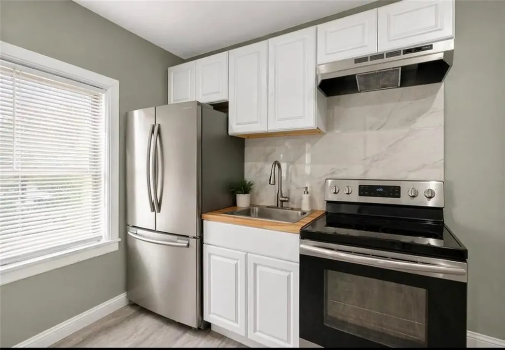 15 Baltimore Street Providence RI 02909