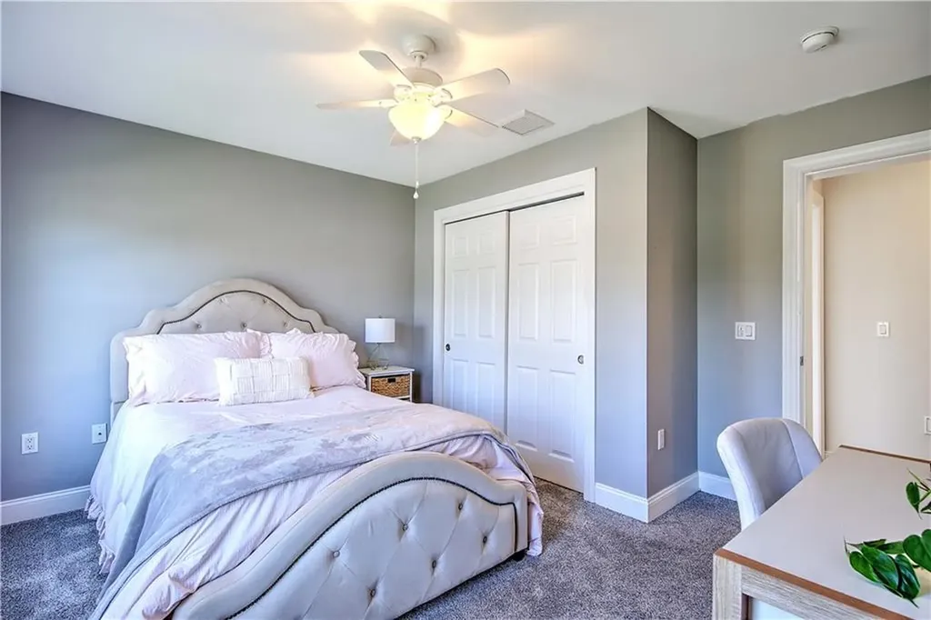 7 Court Avenue Barrington RI 02806