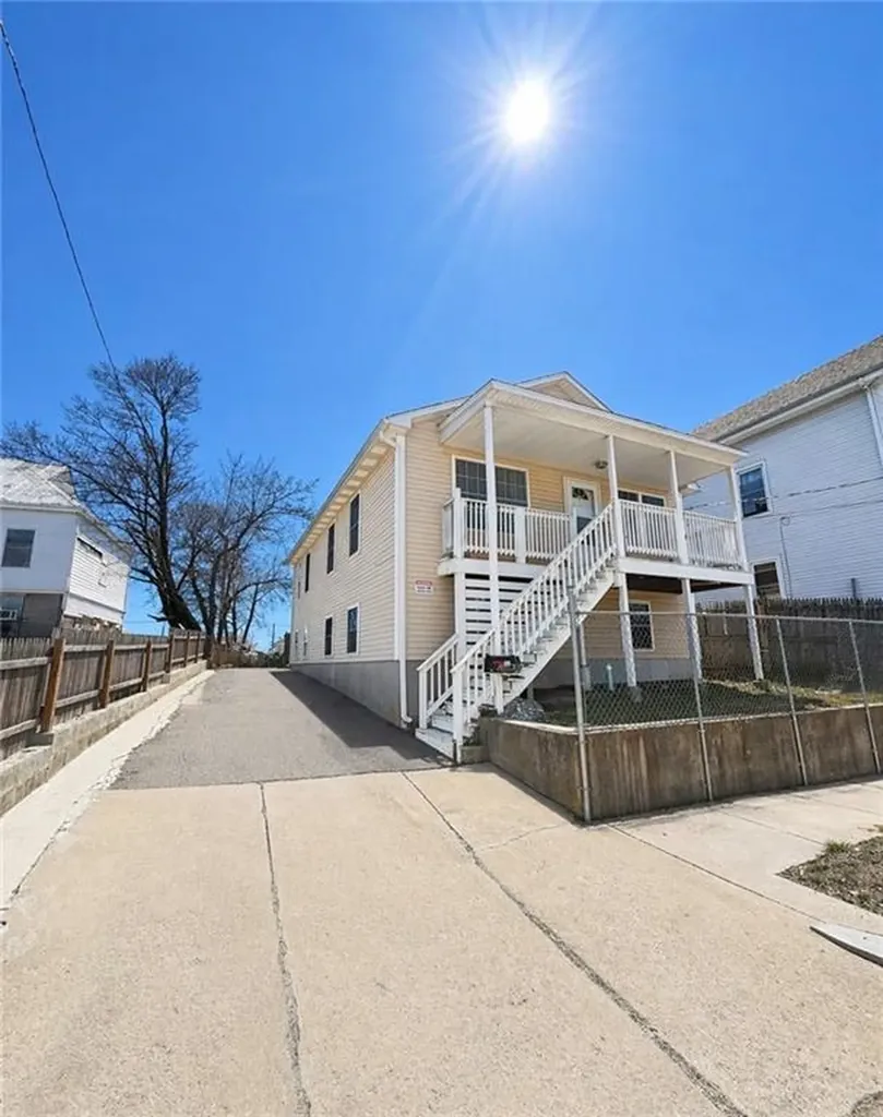 244 Sayles Street Providence RI 02905