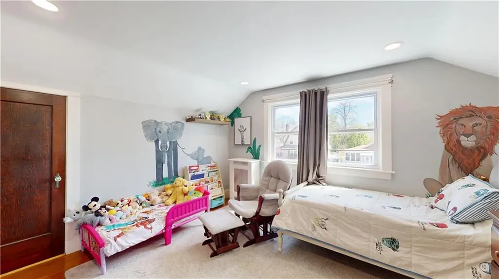 139 Grace Street Cranston RI 02910