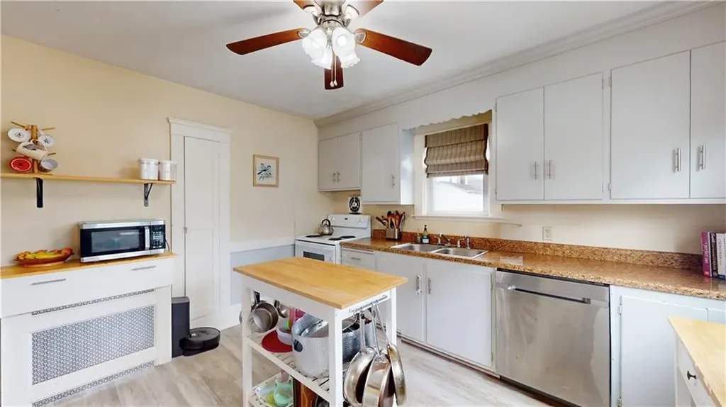 139 Grace Street Cranston RI 02910