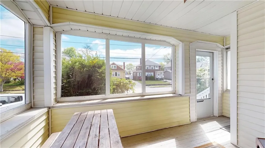 139 Grace Street Cranston RI 02910