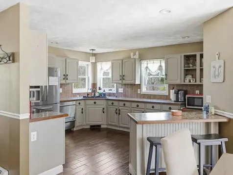 272 Nicholas Road Coventry RI 02827