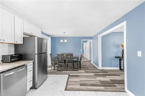 148 Asylum Road Warwick RI 02886