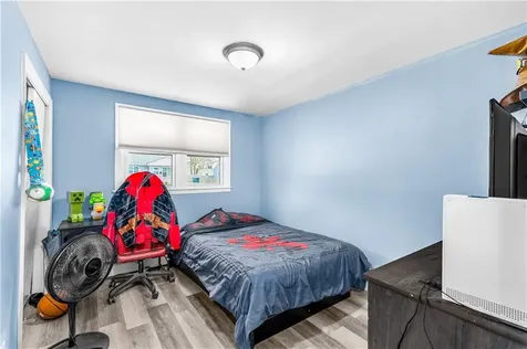 148 Asylum Road Warwick RI 02886