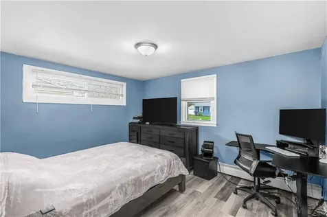 148 Asylum Road Warwick RI 02886