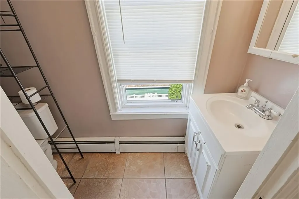 133 Trenton Street Pawtucket RI 02860