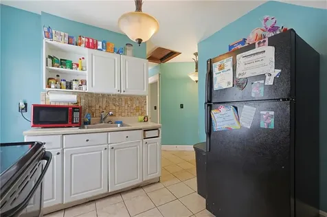 133 Trenton Street Pawtucket RI 02860