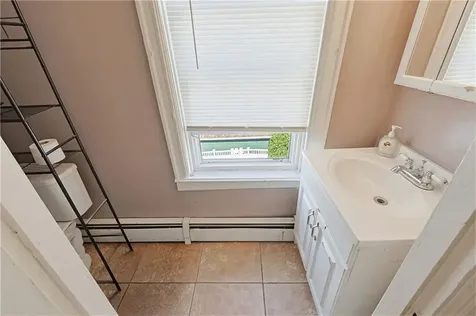 133 Trenton Street Pawtucket RI 02860