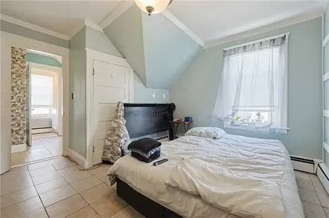 133 Trenton Street Pawtucket RI 02860