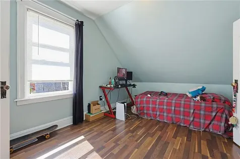 133 Trenton Street Pawtucket RI 02860