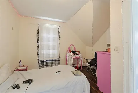 133 Trenton Street Pawtucket RI 02860