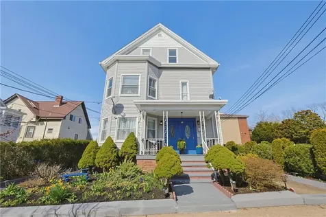 133 Trenton Street Pawtucket RI 02860