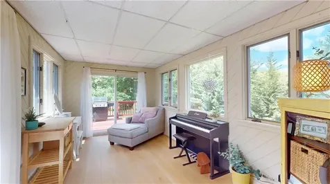 67 Greenwood Road North Kingstown RI 02852