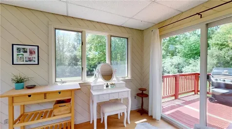 67 Greenwood Road North Kingstown RI 02852