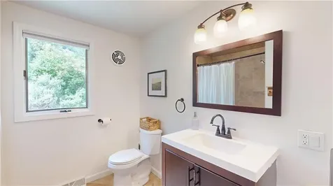 67 Greenwood Road North Kingstown RI 02852