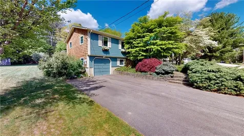 67 Greenwood Road North Kingstown RI 02852