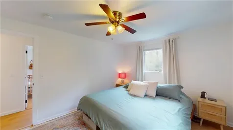67 Greenwood Road North Kingstown RI 02852