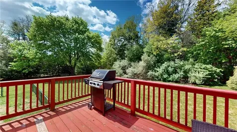 67 Greenwood Road North Kingstown RI 02852