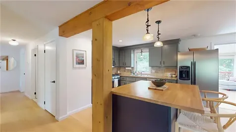 67 Greenwood Road North Kingstown RI 02852
