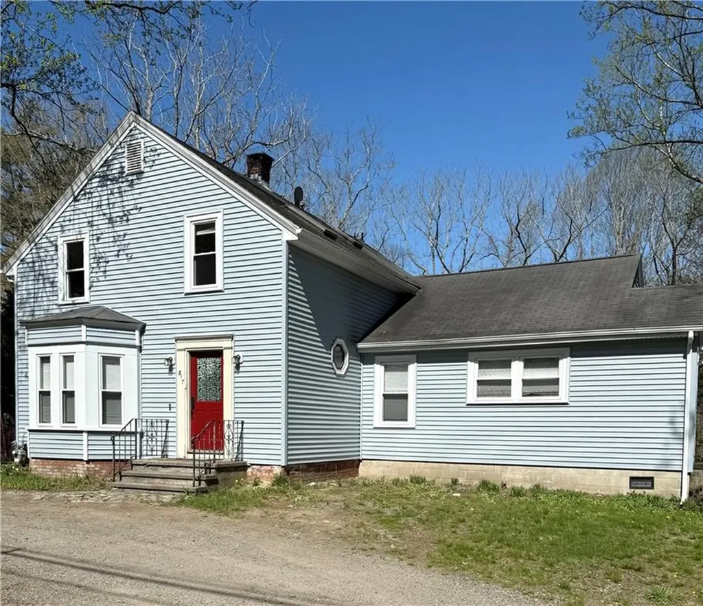 817 Tower Hill Road North Kingstown RI 02852