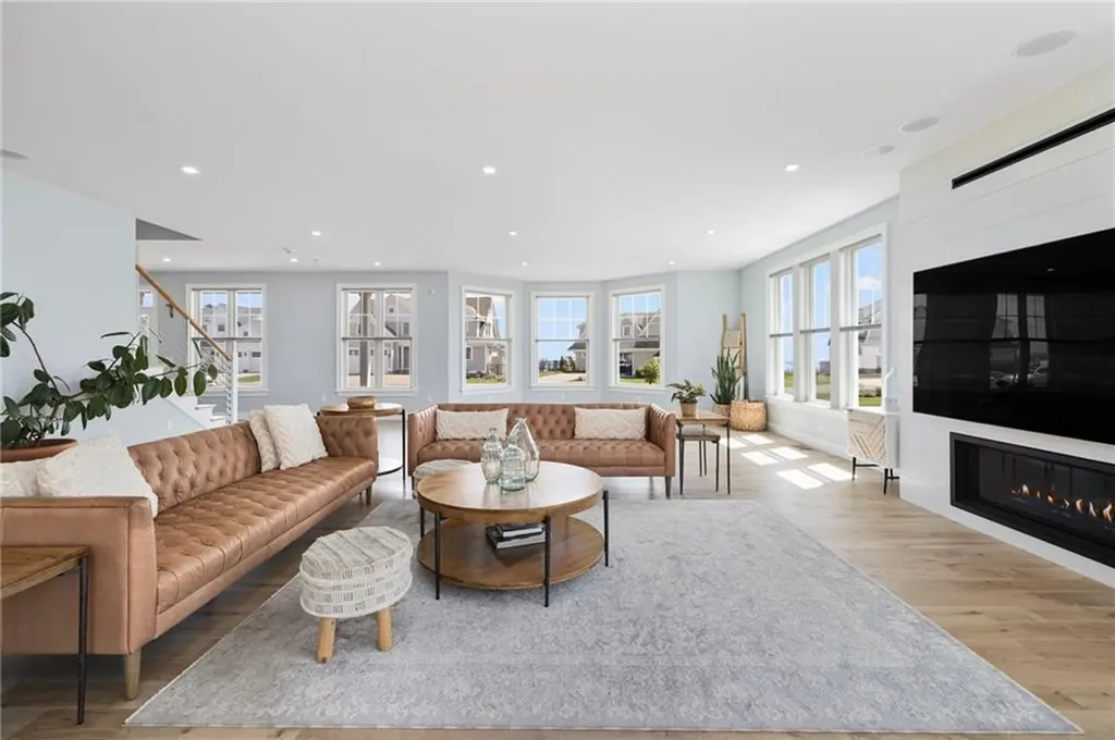 1046 Ocean Road Narragansett RI 02882
