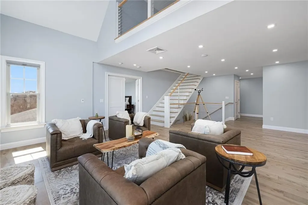 1046 Ocean Road Narragansett RI 02882