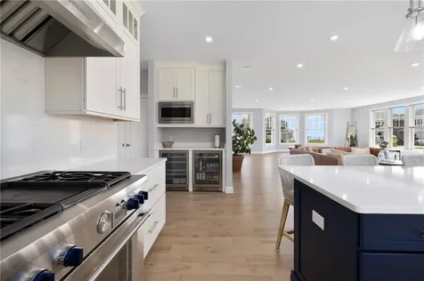 1046 Ocean Road Narragansett RI 02882