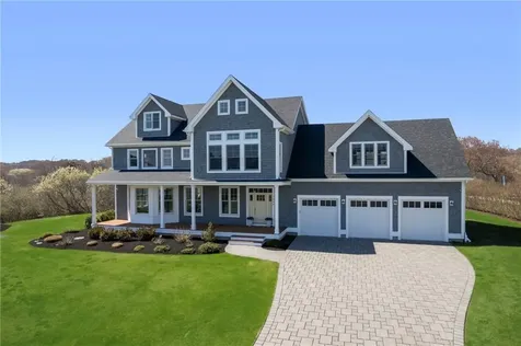 1046 Ocean Road Narragansett RI 02882