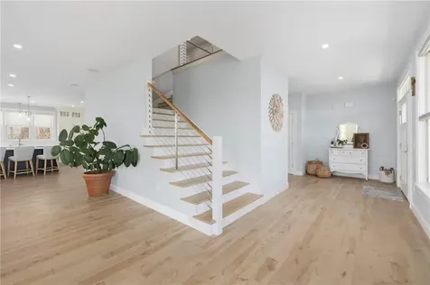 1046 Ocean Road Narragansett RI 02882