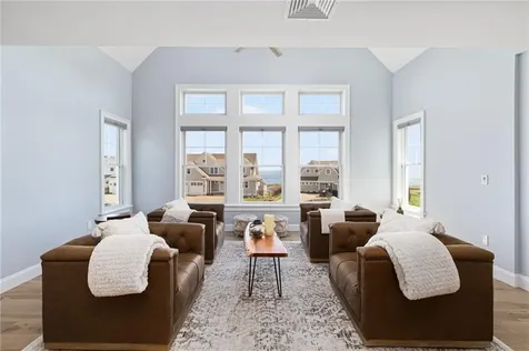 1046 Ocean Road Narragansett RI 02882