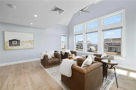1046 Ocean Road Narragansett RI 02882