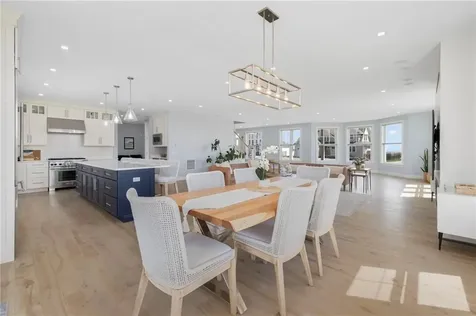 1046 Ocean Road Narragansett RI 02882