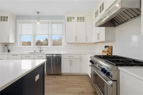 1046 Ocean Road Narragansett RI 02882