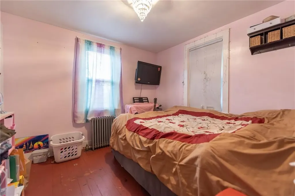 161 Adams Street Warwick RI 02888