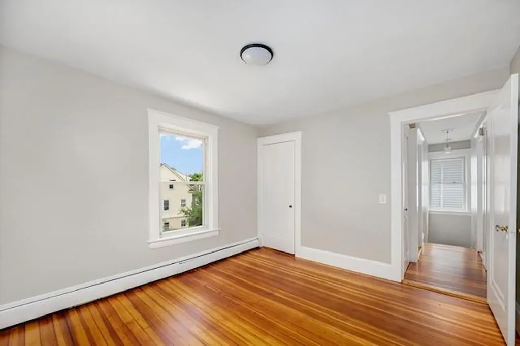 41 Tyndall Avenue Providence RI 02908