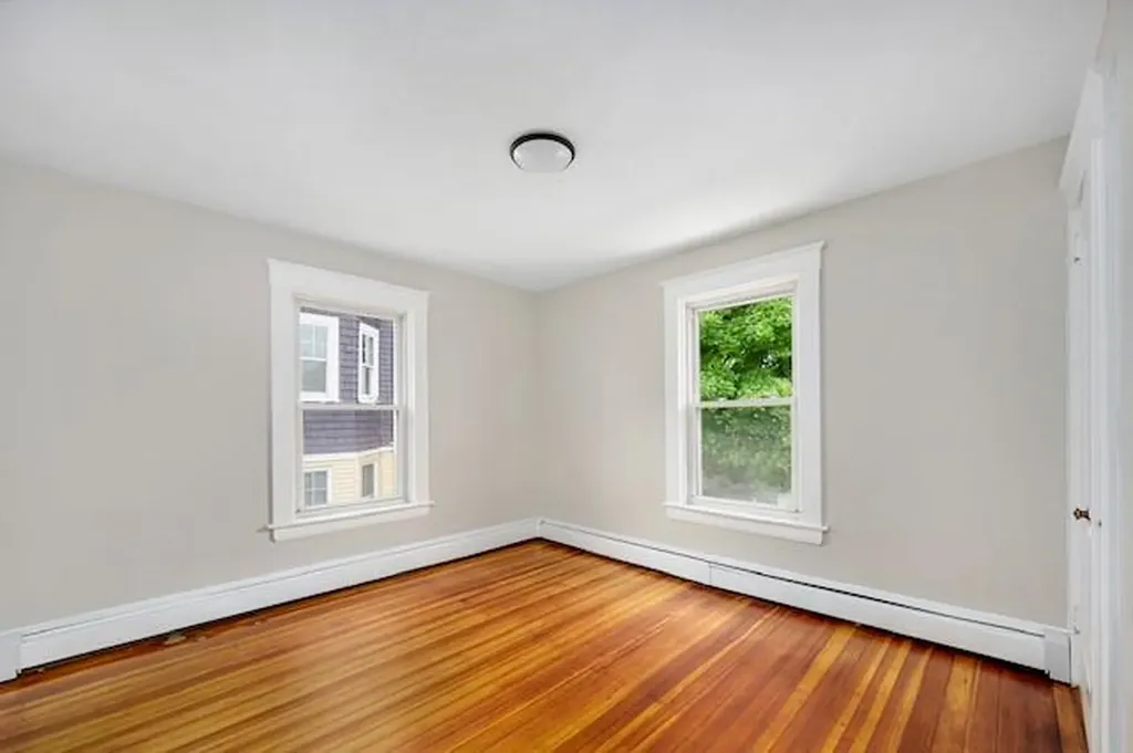 41 Tyndall Avenue Providence RI 02908