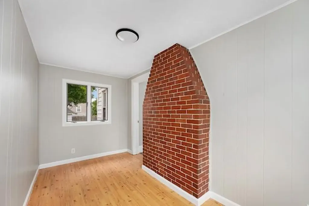41 Tyndall Avenue Providence RI 02908