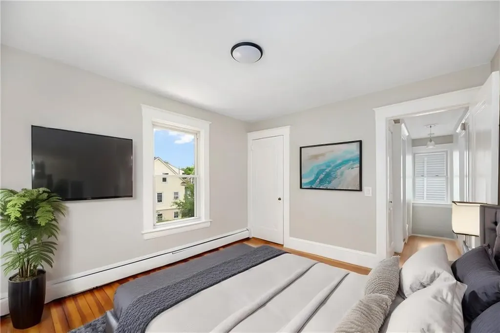 41 Tyndall Avenue Providence RI 02908