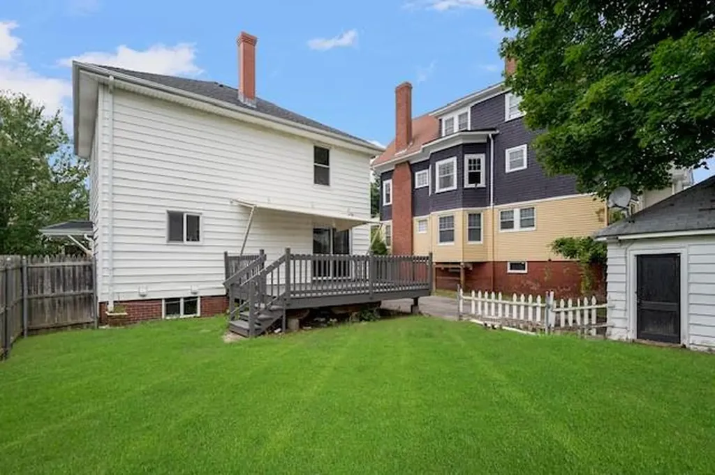 41 Tyndall Avenue Providence RI 02908