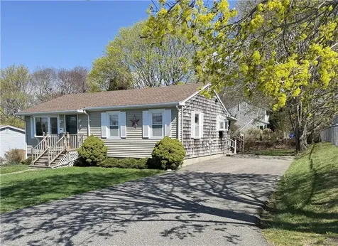18 John Duggan Road Tiverton RI 02878