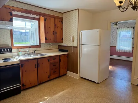 18 John Duggan Road Tiverton RI 02878