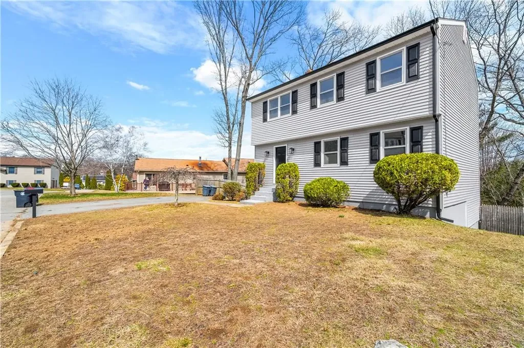 4 Cassisi Court North Providence RI 02904