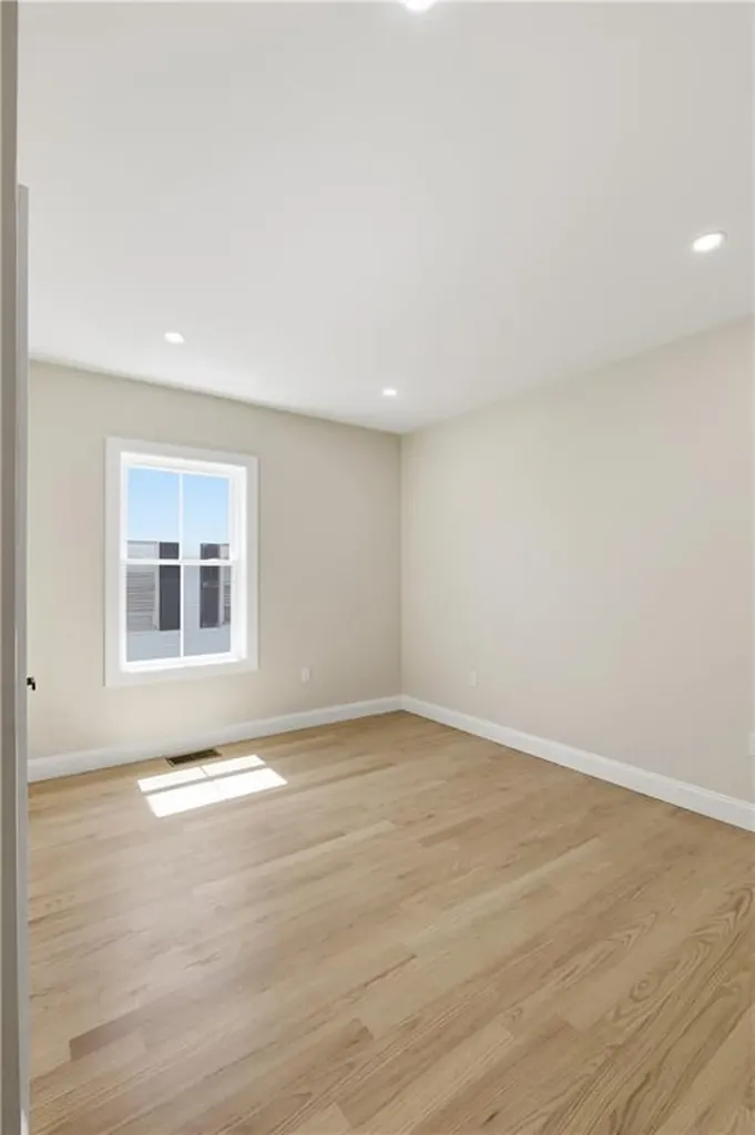 35 Mount Pleasant Avenue Providence RI 02908