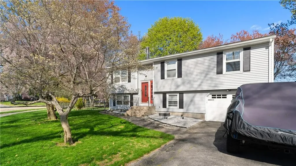 15 Laforge Drive Coventry RI 02816