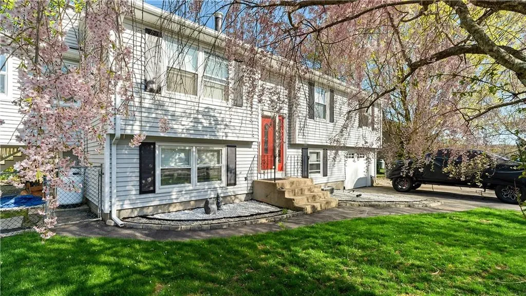15 Laforge Drive Coventry RI 02816