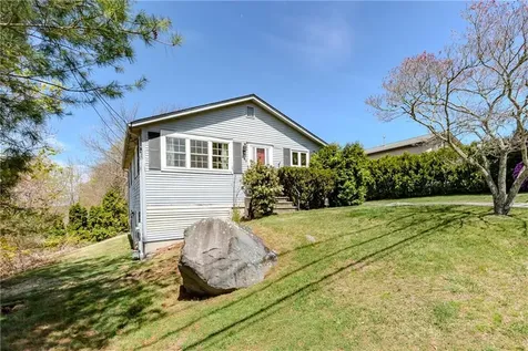 297 Tiffany Avenue Warwick RI 02889